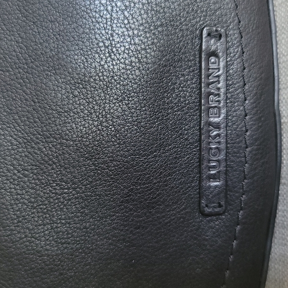 LUCKY BRAND Idah Black Leather Crossbody Bag - Picture 8 of 10